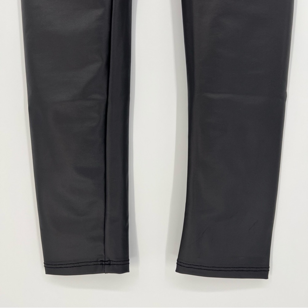 NEW White Birch Womens Juniors Leggings Faux Leather Black Stretch Runs Small - Picture 5 of 8